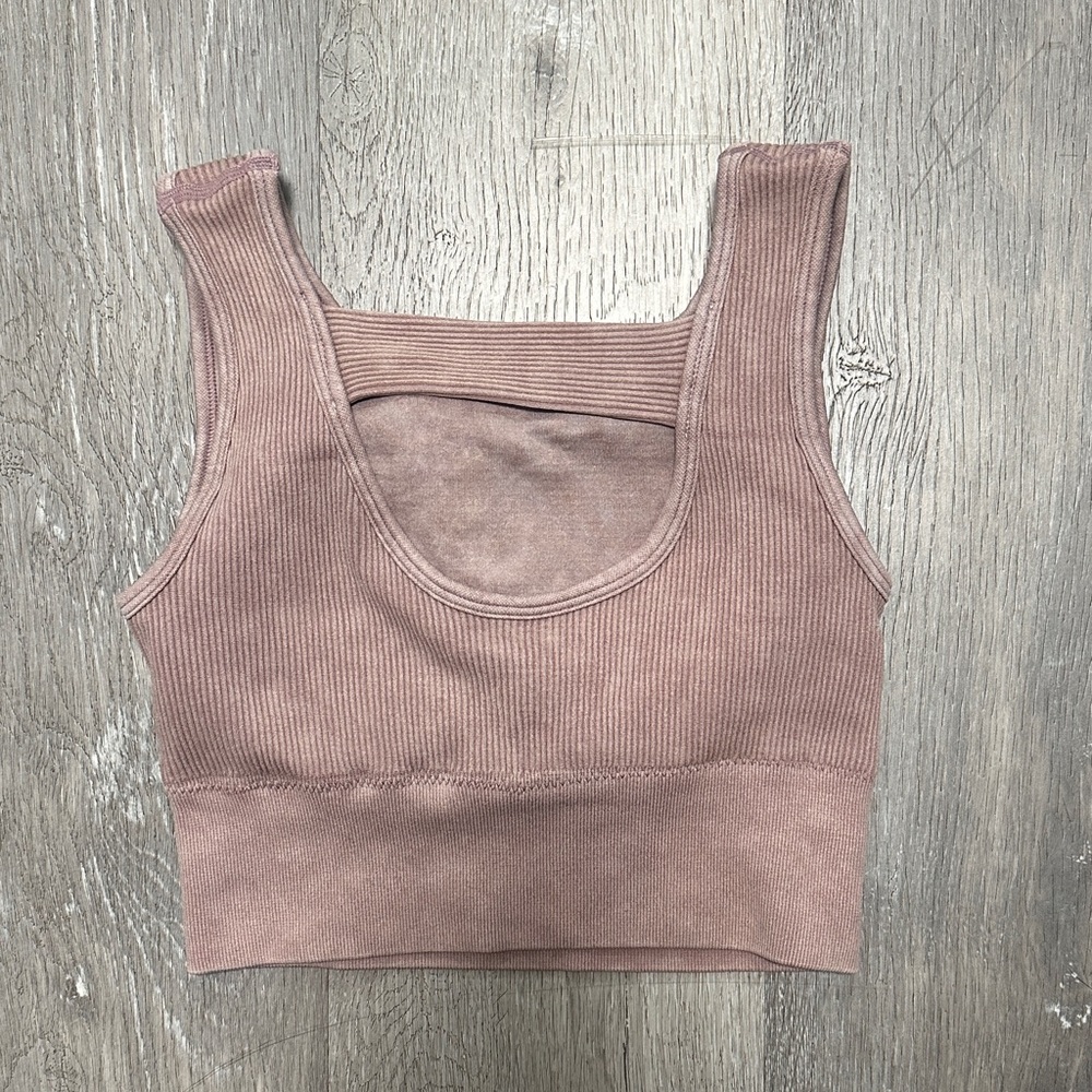 NWOT Mono B Women's Ribbed U Back Activewear PaddedTank Top - Mauve Size Small - Picture 4 of 4